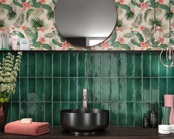 ideas to decorate the walls of the bathroom