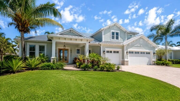 2027 Exterior Paint Colors for Home in Florida